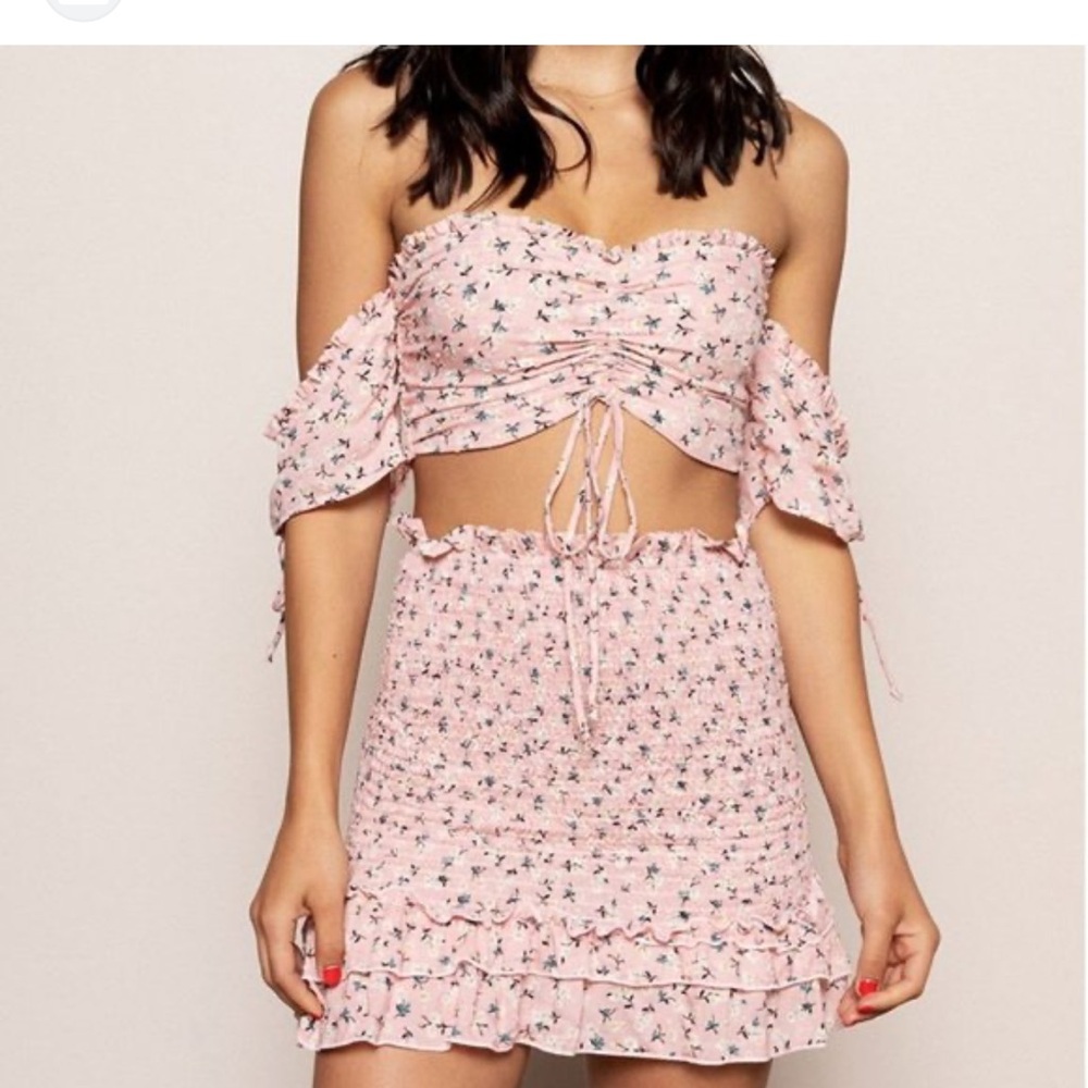 Blue Life Blush Floral Mini Skirt EC